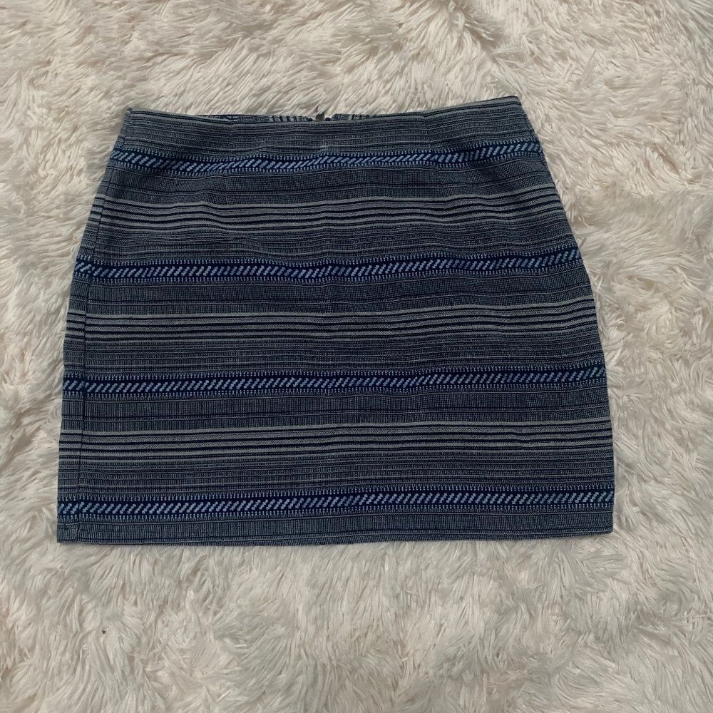 Ladakh  mini skirt with back zipper
